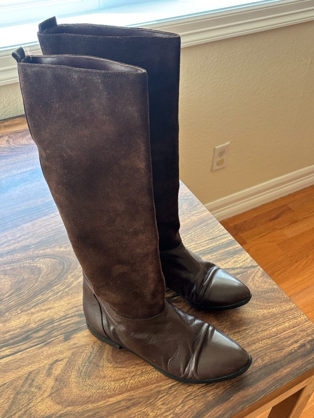 Leather and Suede boots, made in Argentina
